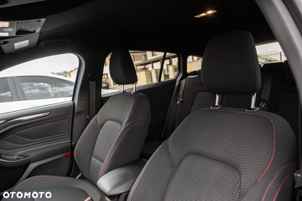 Ford Focus 1.5 EcoBlue Start-Stopp-System ST-LINE - 18
