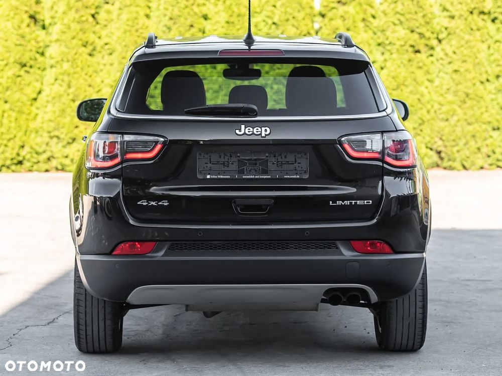 Jeep Compass - 11