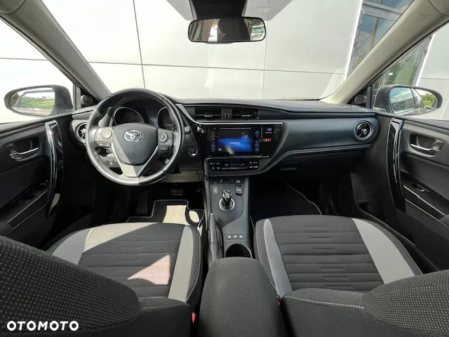 Toyota Auris Hybrid 135 Active - 18