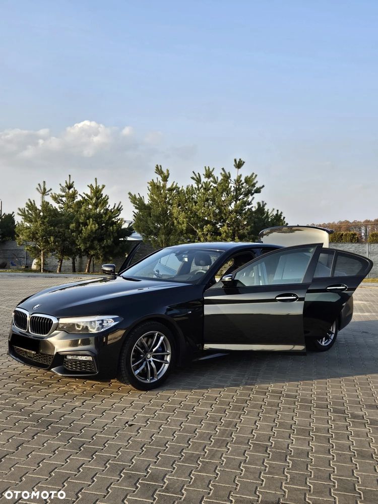 BMW Seria 5 530i xDrive M Sport sport - 11