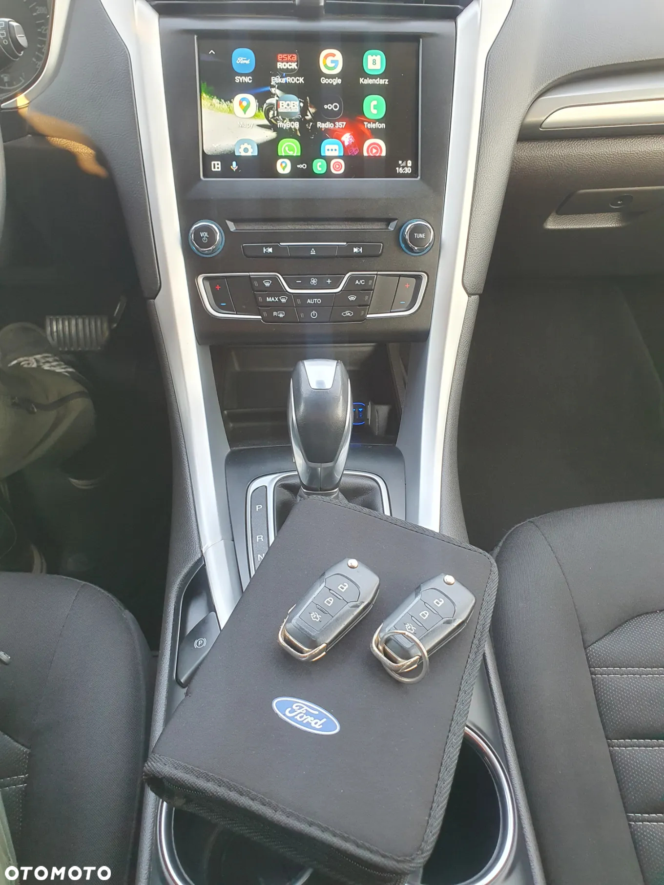 Ford Mondeo 2.0 TDCi Trend PowerShift - 12