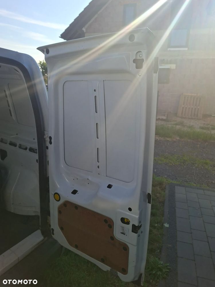 Ford Transit Connect - 31