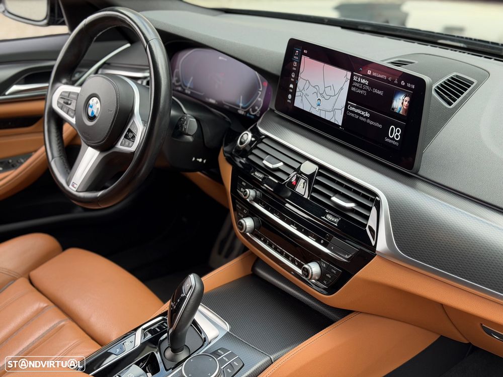 BMW 520 e Pack M - 20