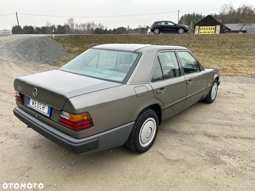 Mercedes-Benz W124 (1984-1993) - 2