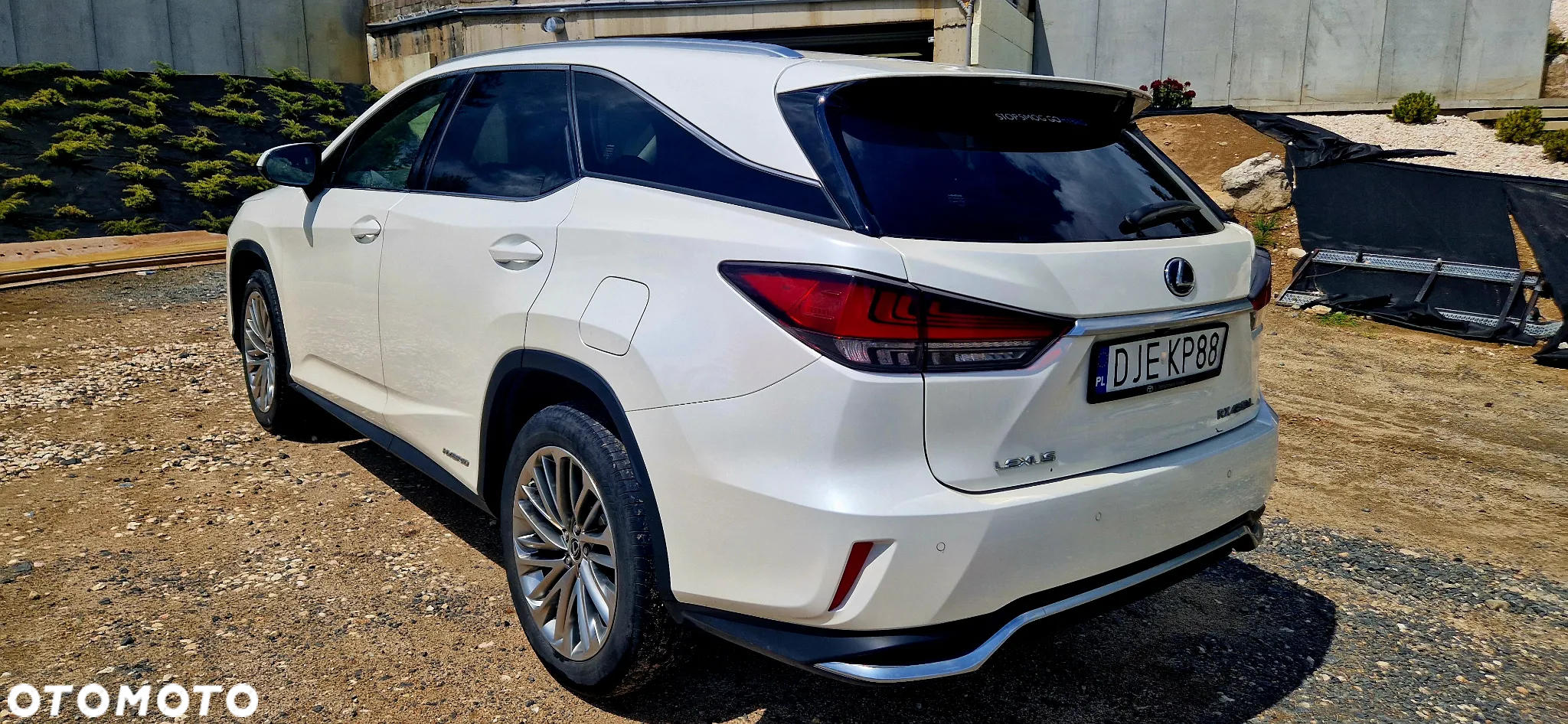 Lexus RX 450h L Omotenashi - 9