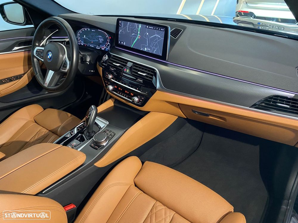 BMW 530 e Pack M - 9