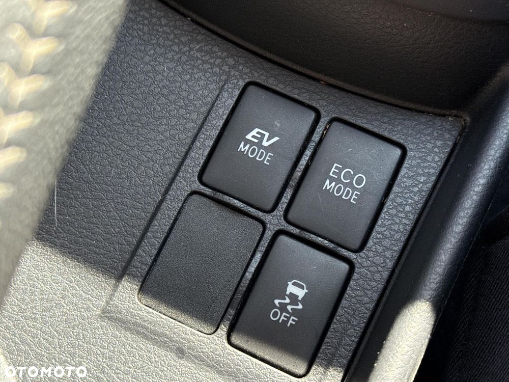 Toyota Yaris - 24