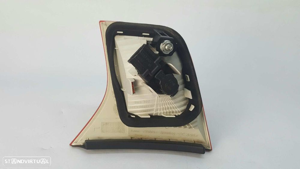 FAROLIM TRASEIRO ESQUERDO AUDI A4 BERLINA (8E) 1.9 TDI - 2