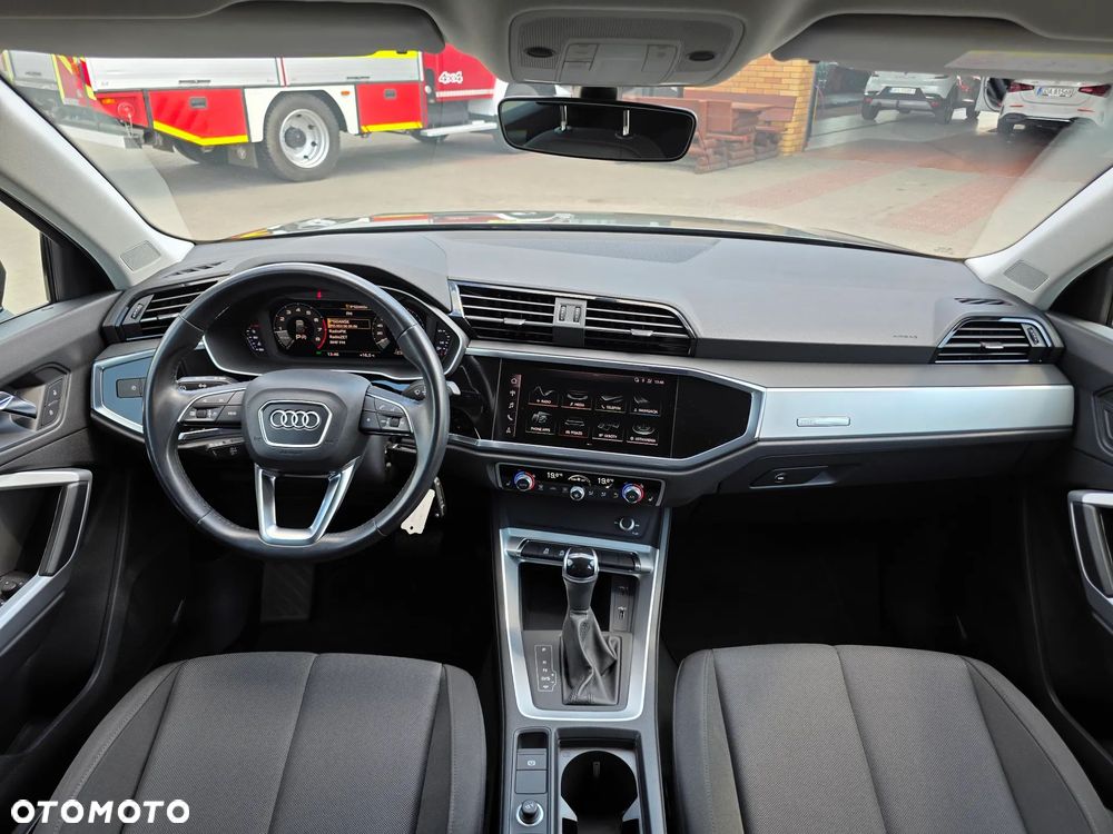 Audi Q3 35 TFSI S tronic - 9