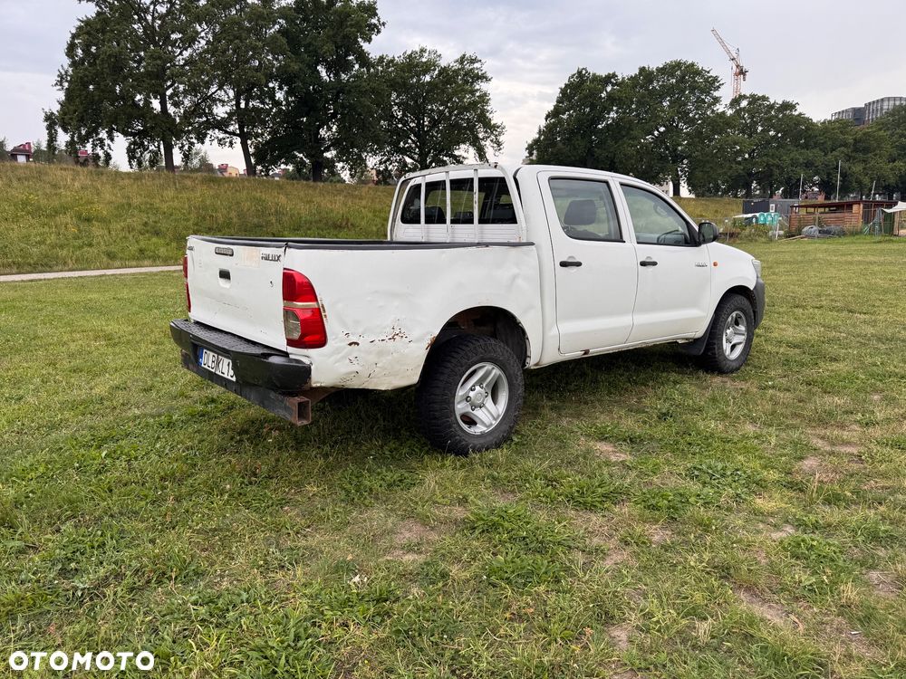 Toyota Hilux 4x4 Double Cab - 10