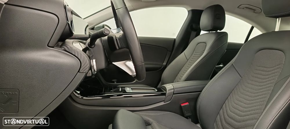 Mercedes-Benz CLA 180 - 27