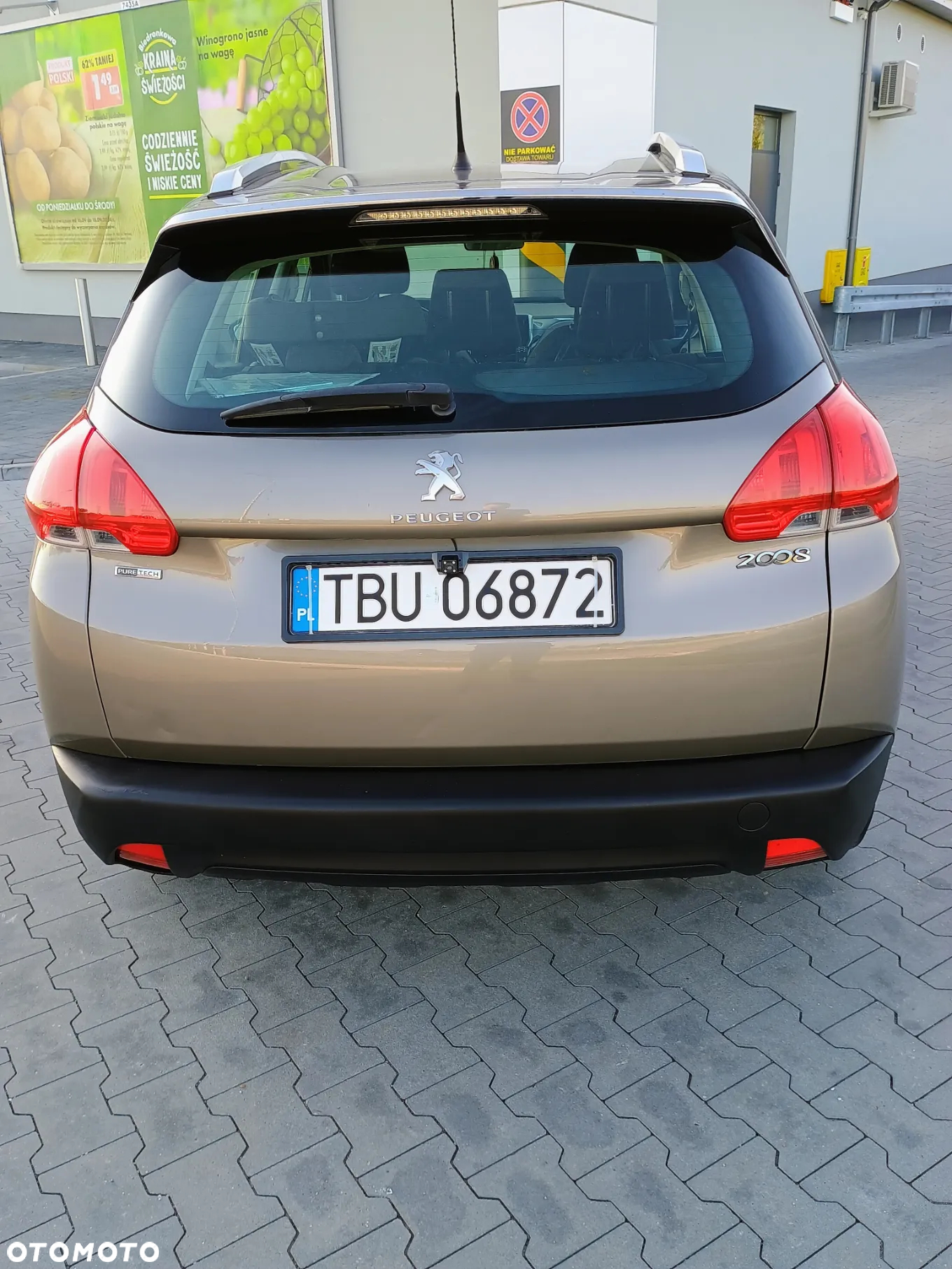Peugeot 2008 1.2 Pure Tech Active - 8
