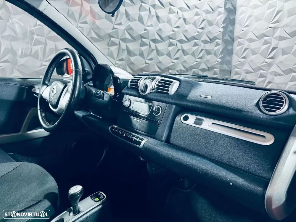 Smart ForTwo Coupé 1.0 mhd Passion 71 - 14