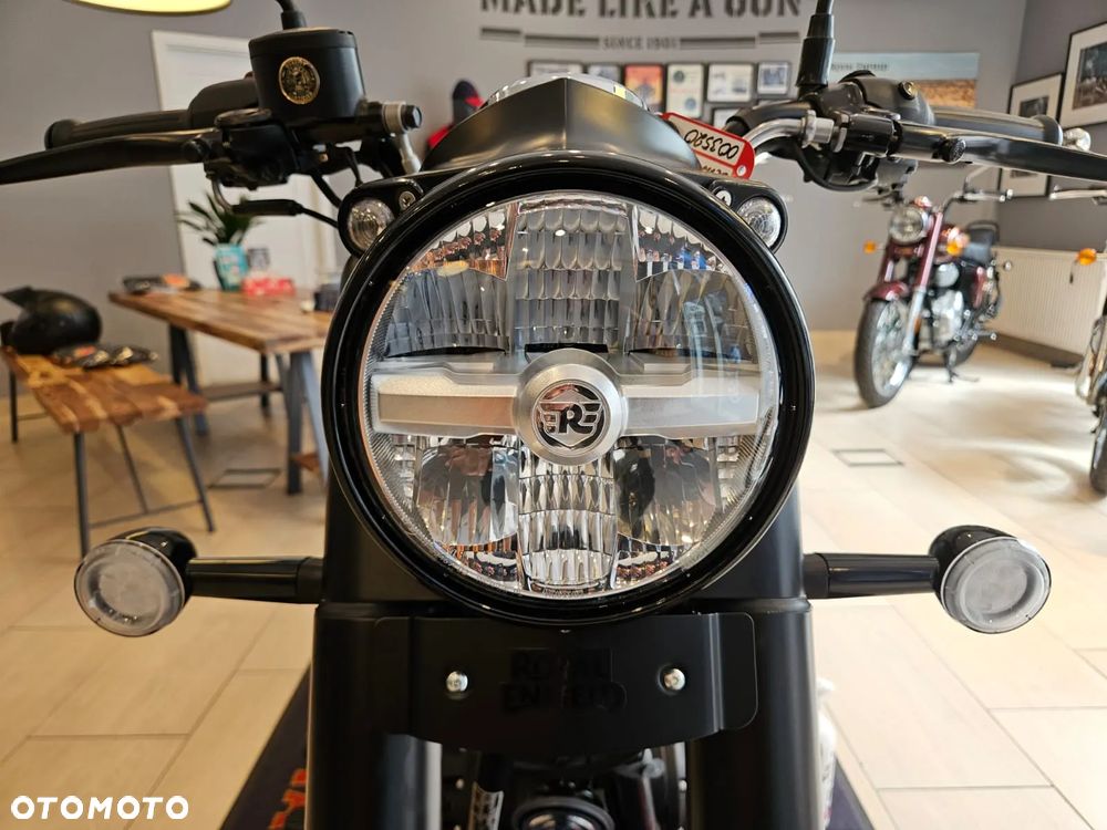 Royal Enfield Classic - 22