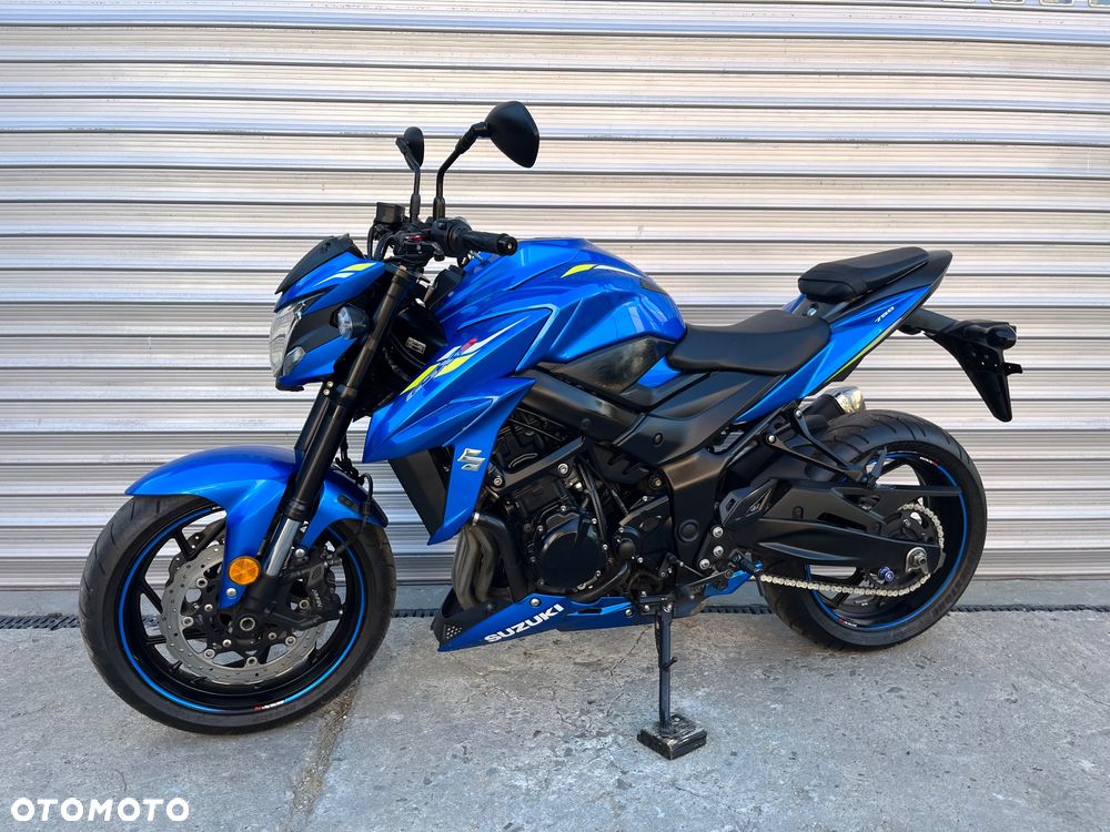 Suzuki GSX - 1