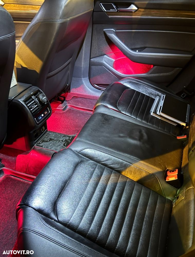 Volkswagen Passat Variant 1.6 TDI (BlueMotion Technology) DSG Comfortline - 9