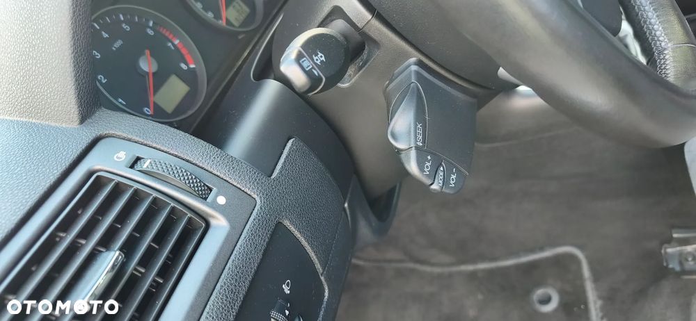 Ford Mondeo 1.8 Titanium X - 25