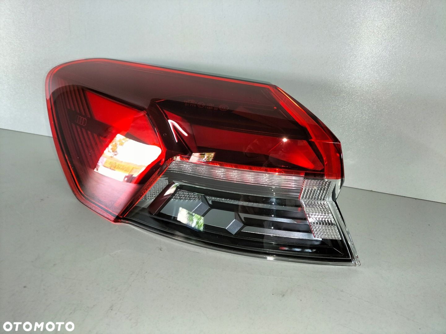 Lampa tylna tył lewa AUDI Q4 E-TRON 22- - 3