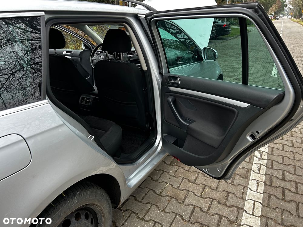 Volkswagen Golf 2.0 TDI Highline - 11