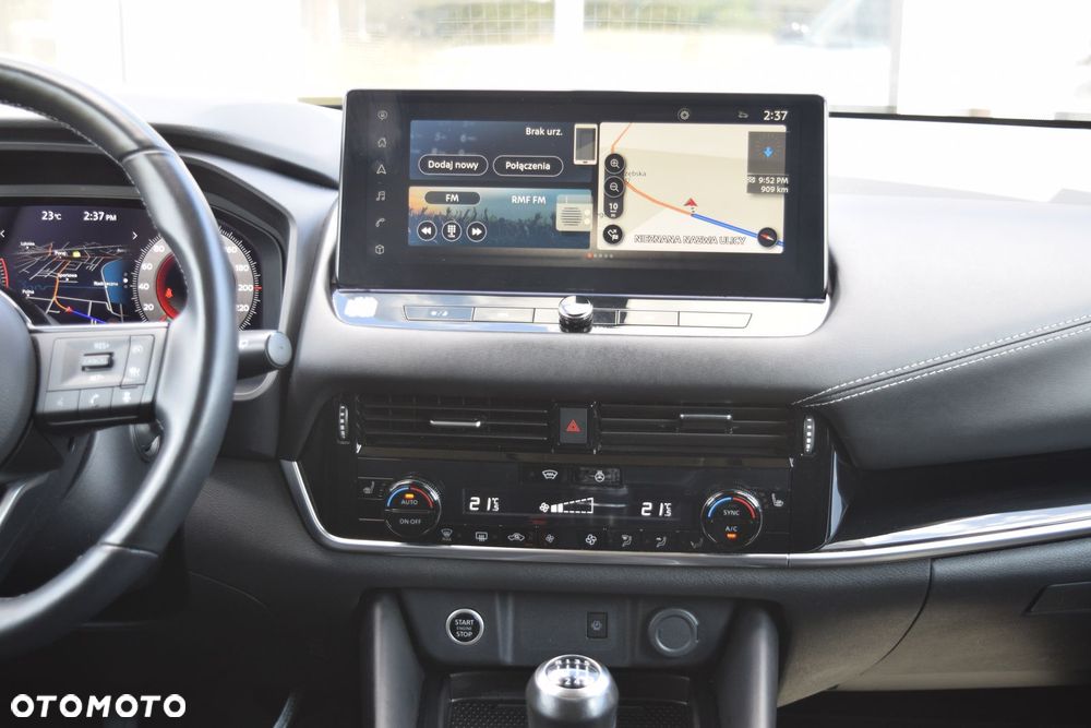 Nissan Qashqai 1.3 DIG-T N-Connecta - 30