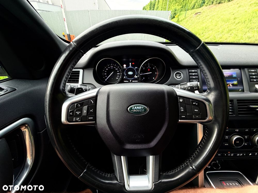 Land Rover Discovery Sport TD4 HSE Luxury - 33