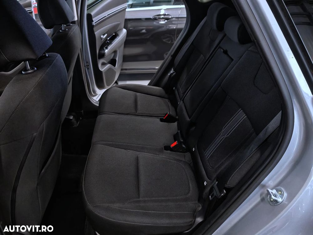 Hyundai Tucson 1.6 T-GDi HEV 4WD Trend - 24