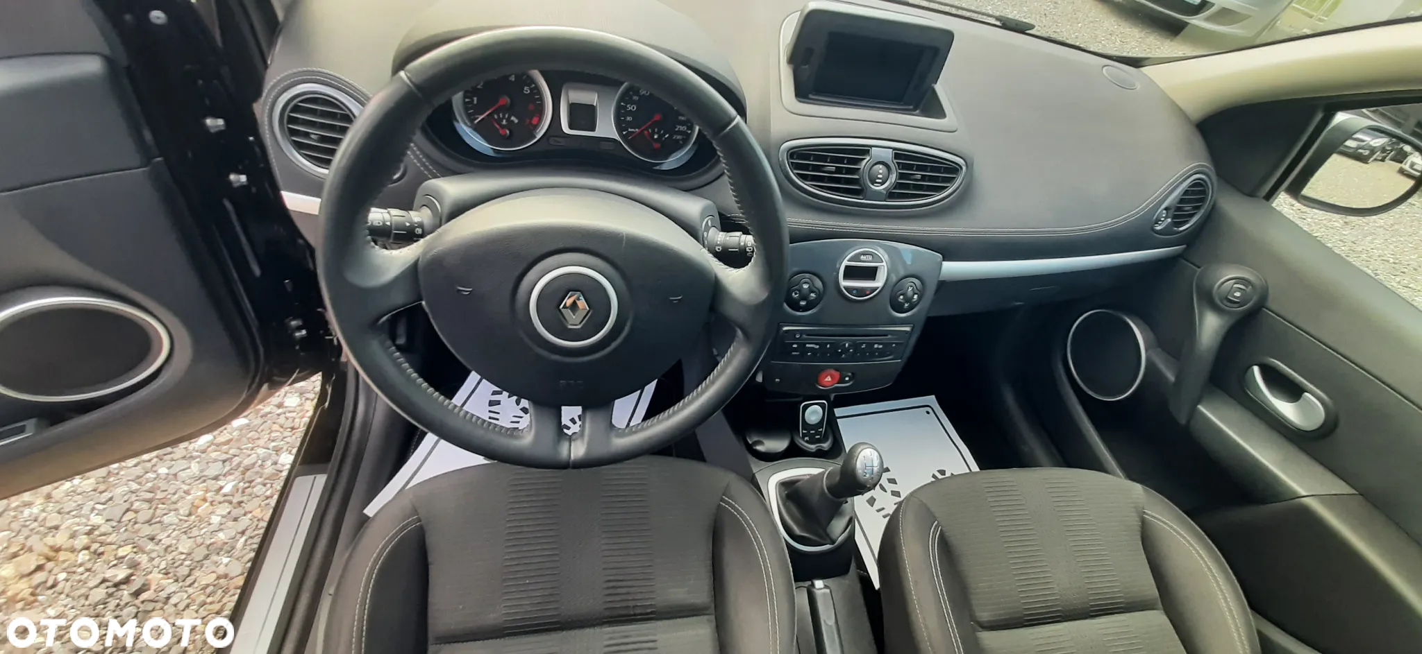 Renault Clio 1.2 16V Dwudziestka Euro5 - 33