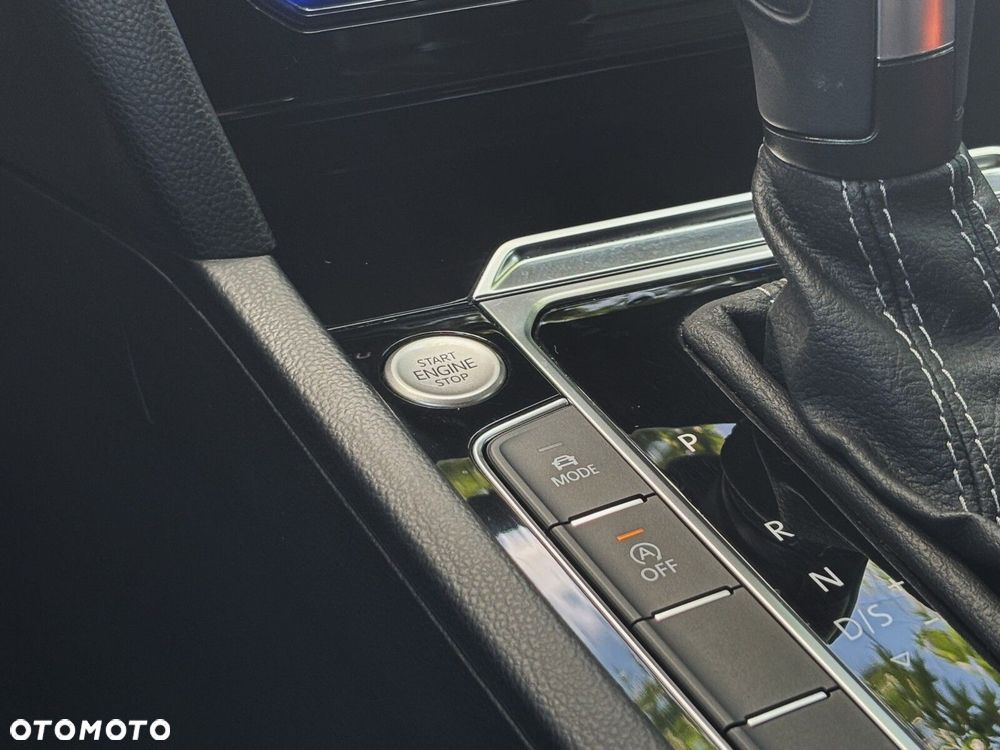 Volkswagen Arteon 2.0 TDI 4Motion R-Line DSG - 38