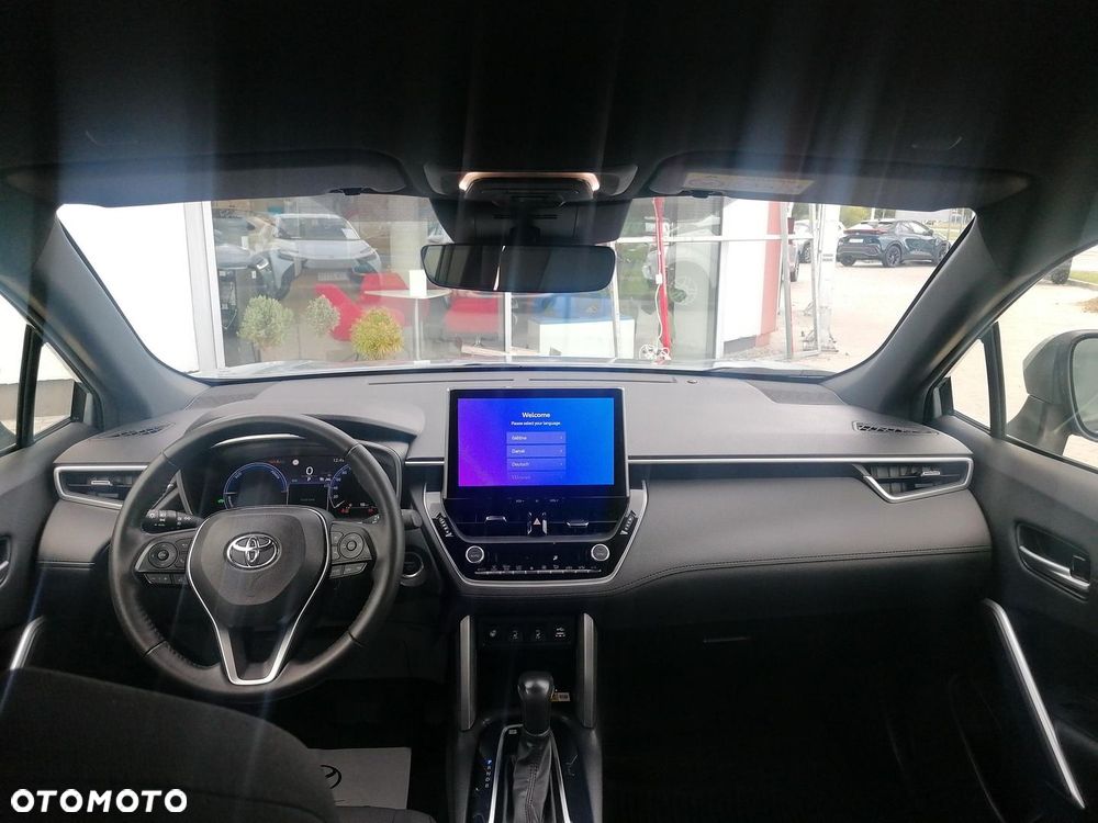 Toyota Corolla Cross - 13