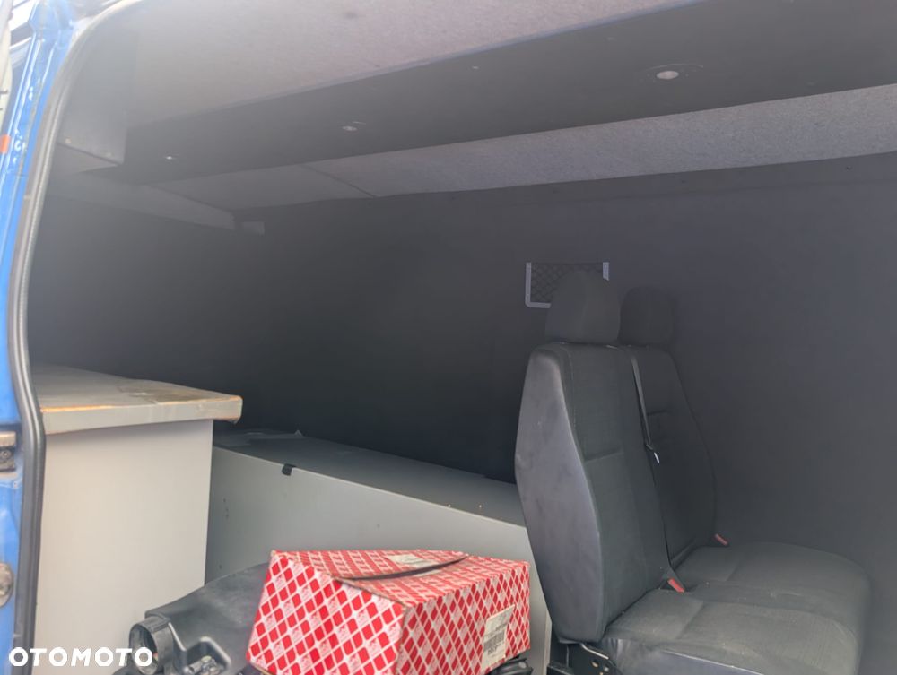Mercedes-Benz Sprinter - 9