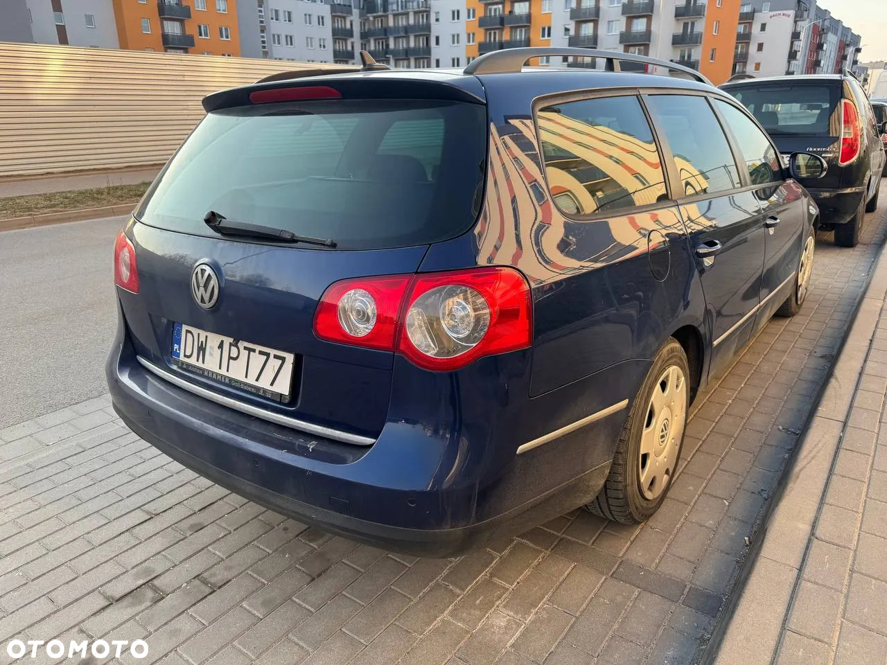 Volkswagen Passat 2.0 TDI DPF Sportline DSG - 17