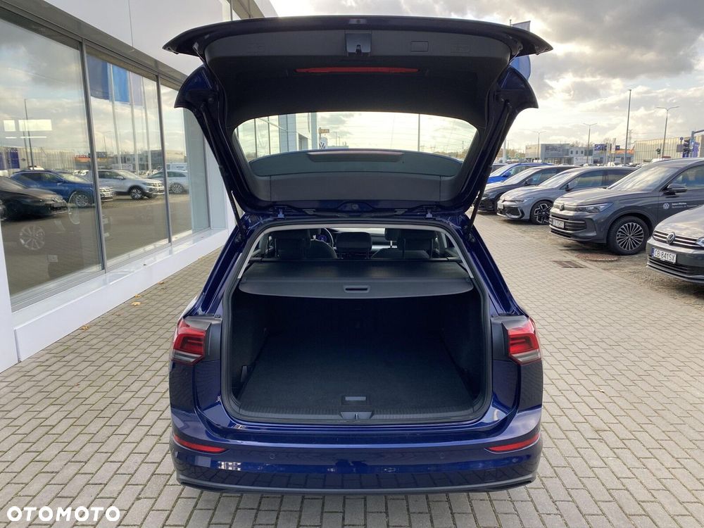 Volkswagen Golf VIII 2.0 TDI Life DSG - 30