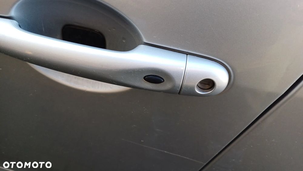 Renault Scenic 2.0 16V 140 CVT Bose Edition - 7