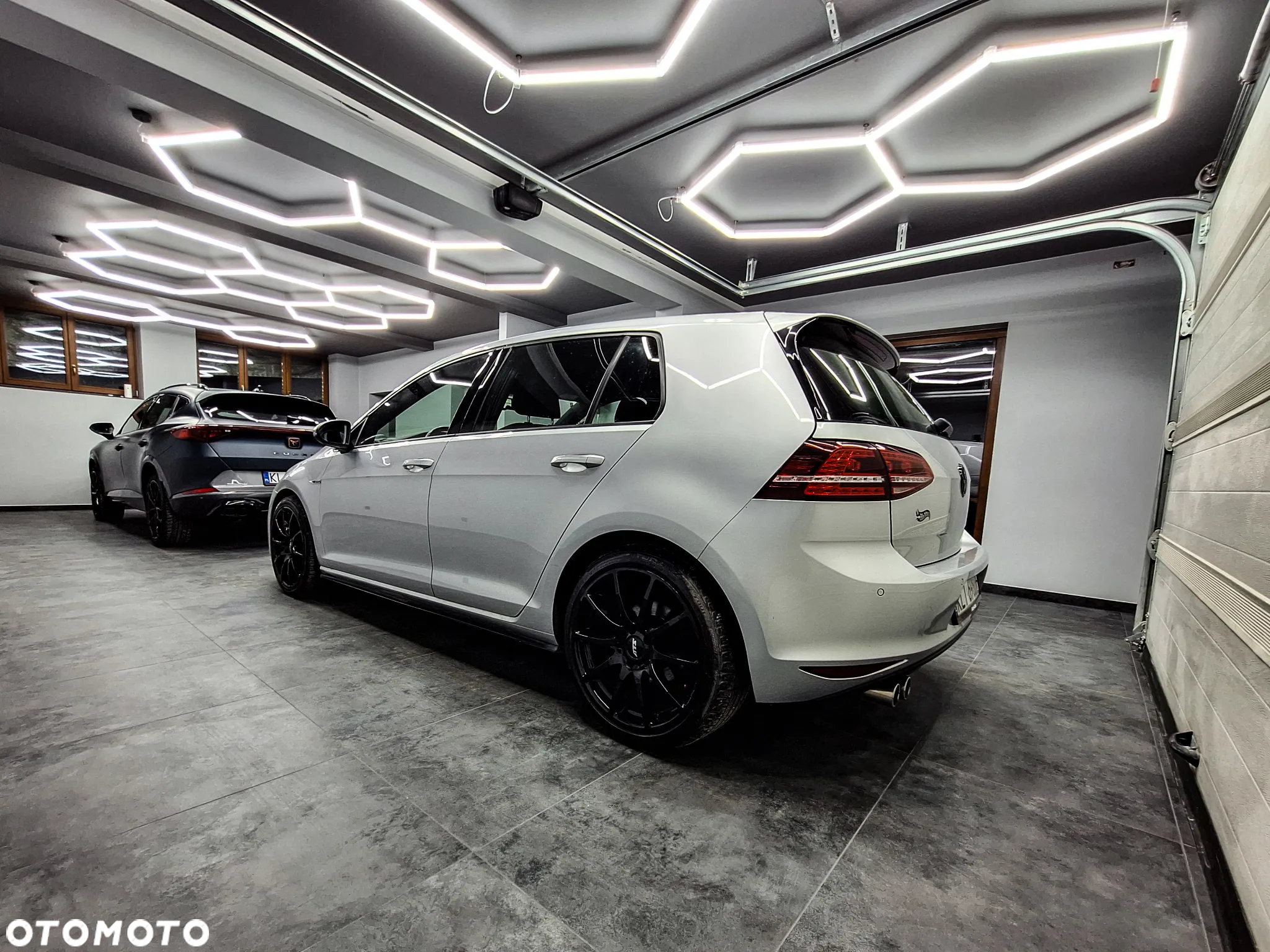 Volkswagen Golf GTD 2.0 TDI SCR DSG - 11