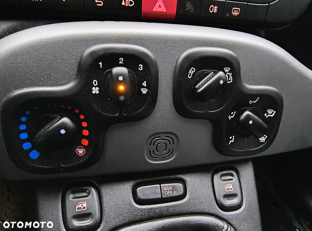 Fiat Panda 1.2 Lounge EU6 - 13