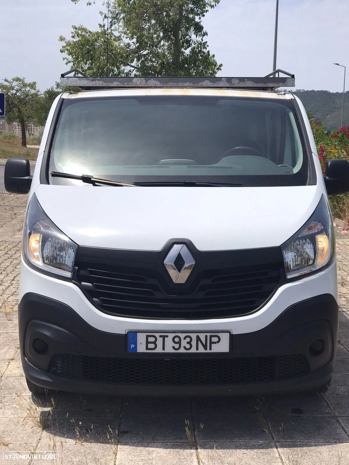 Renault Trafic - 2