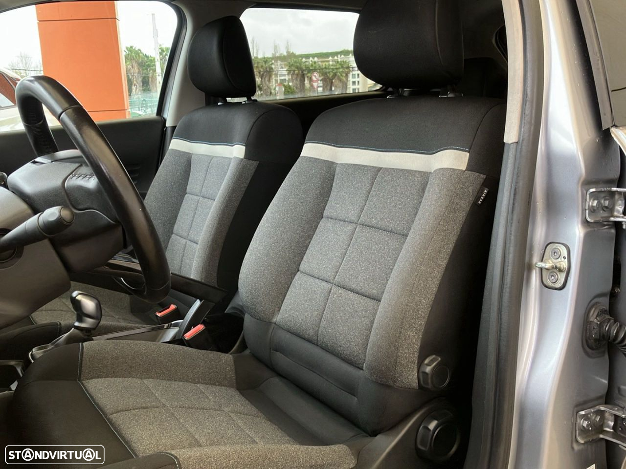 Citroën C4 Cactus 1.5 BlueHDi Shine EAT6 - 21