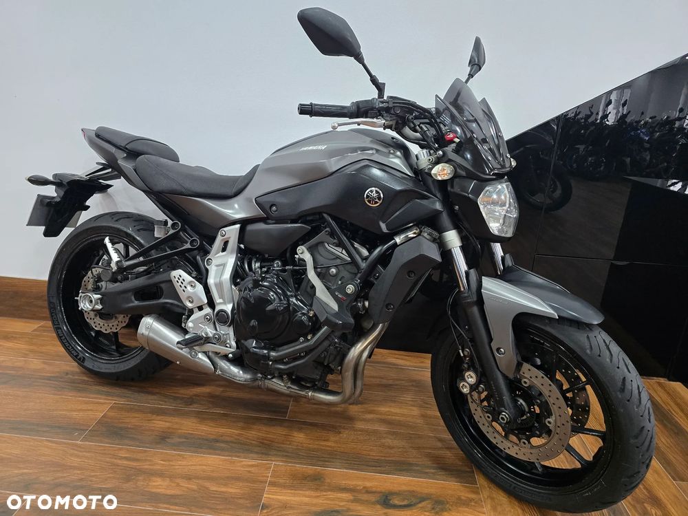 Yamaha MT - 1