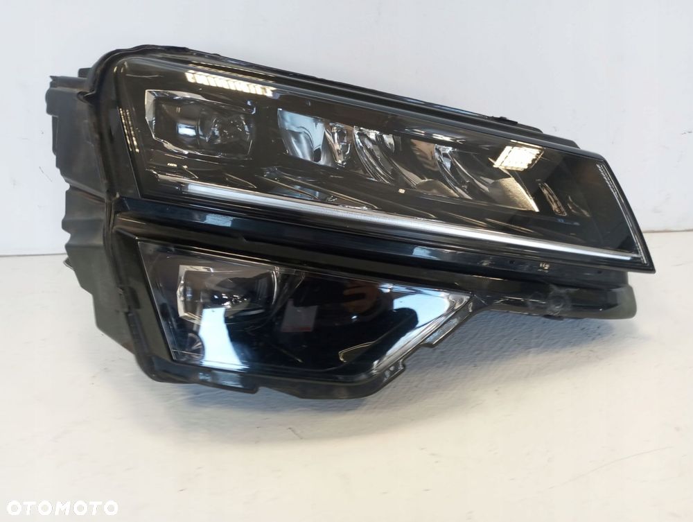 Lampa FULL LED SKODA KAROQ PRAWA 57B941016F - 2