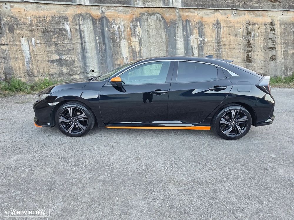 Honda Civic 1.0 i-VTEC Executive Premium - 2