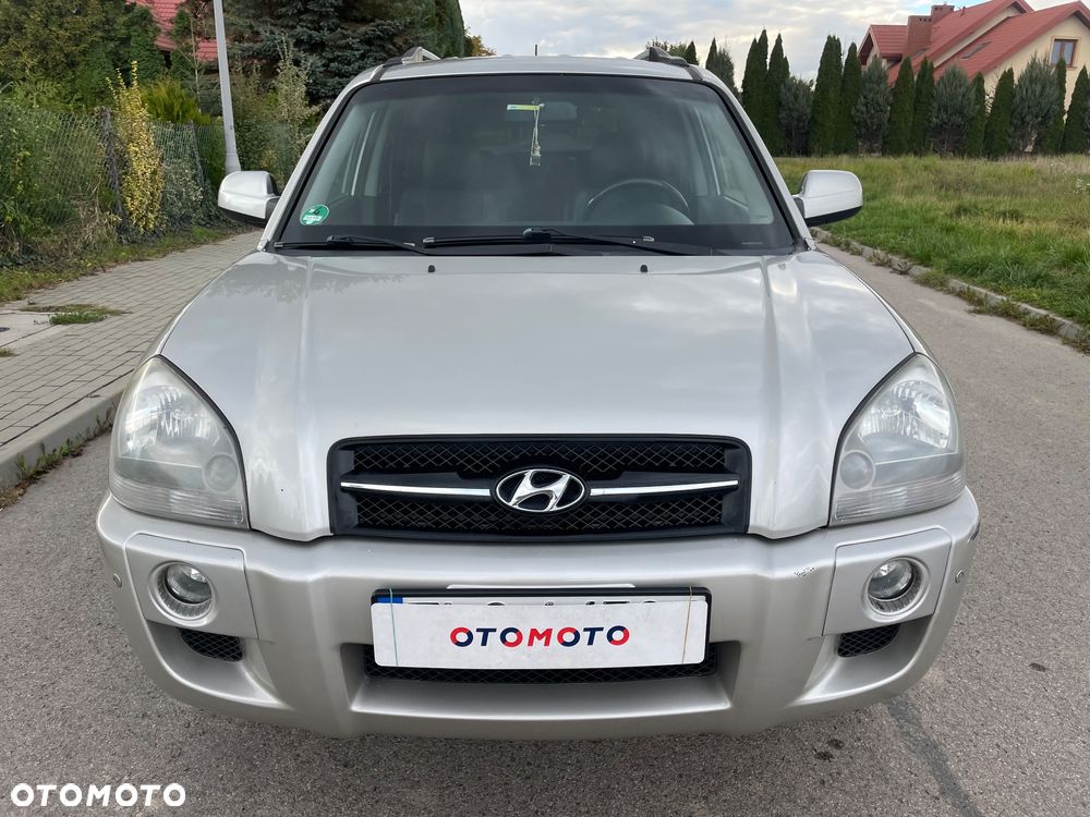 Hyundai Tucson 2.0 CRDi VGT 2WD Automatik GLS - 23