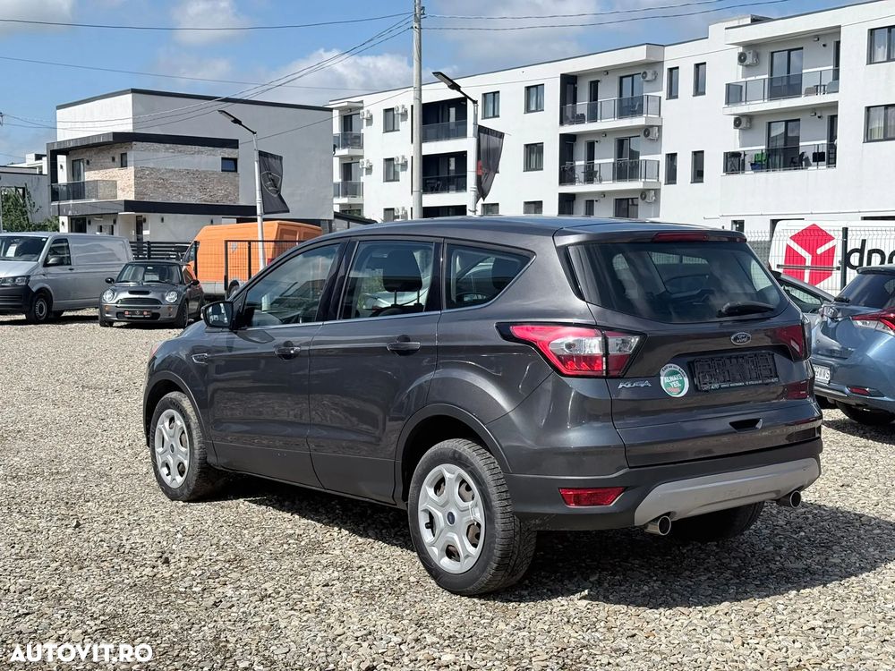 Ford Kuga 2.0 TDCi 4WD Powershift Titanium - 10