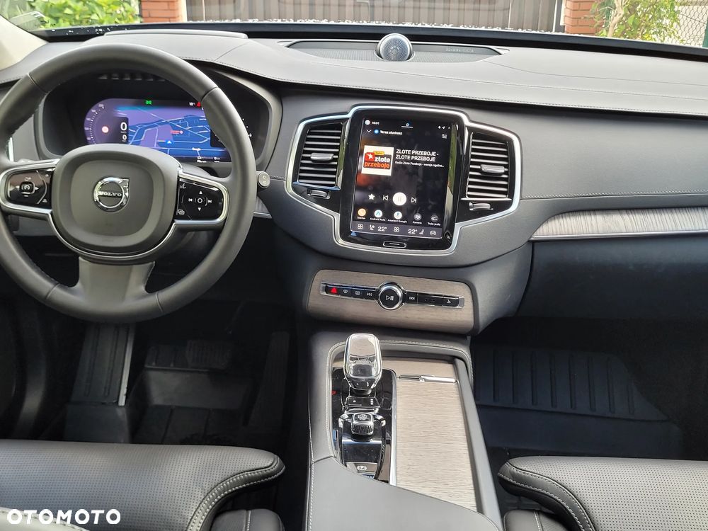 Volvo XC 90 T8 AWD Ultra Bright - 29