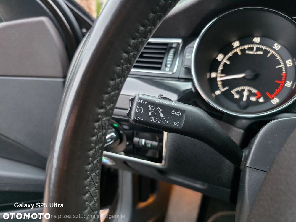 Skoda Superb 2.0 TSI DSG L&K - 37
