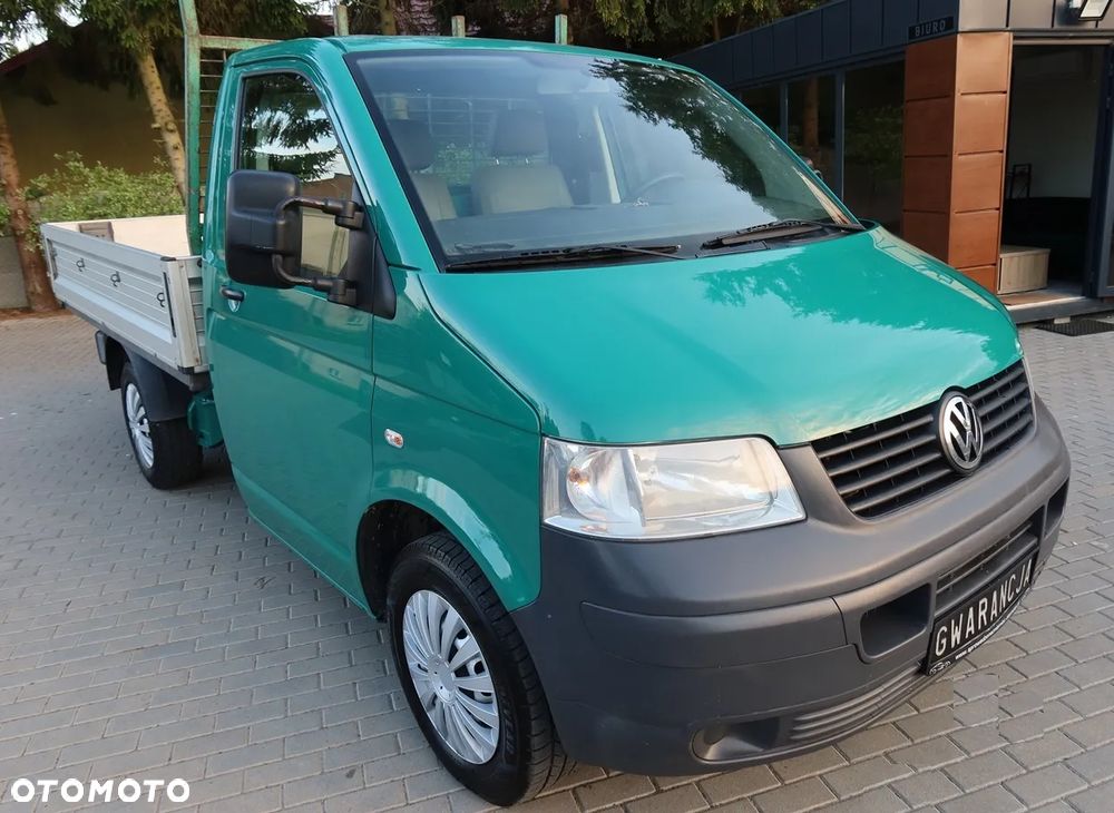 Volkswagen Transporter - 1