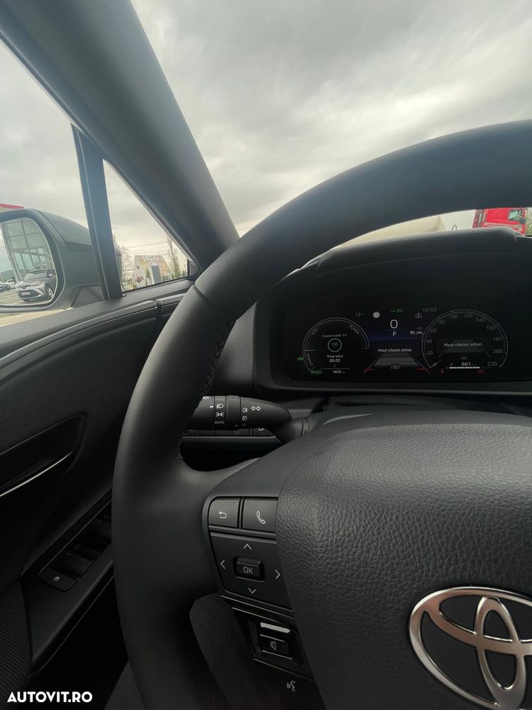 Toyota C-HR 1.8 HEV 140 CP 4x2 CVT Active - 11