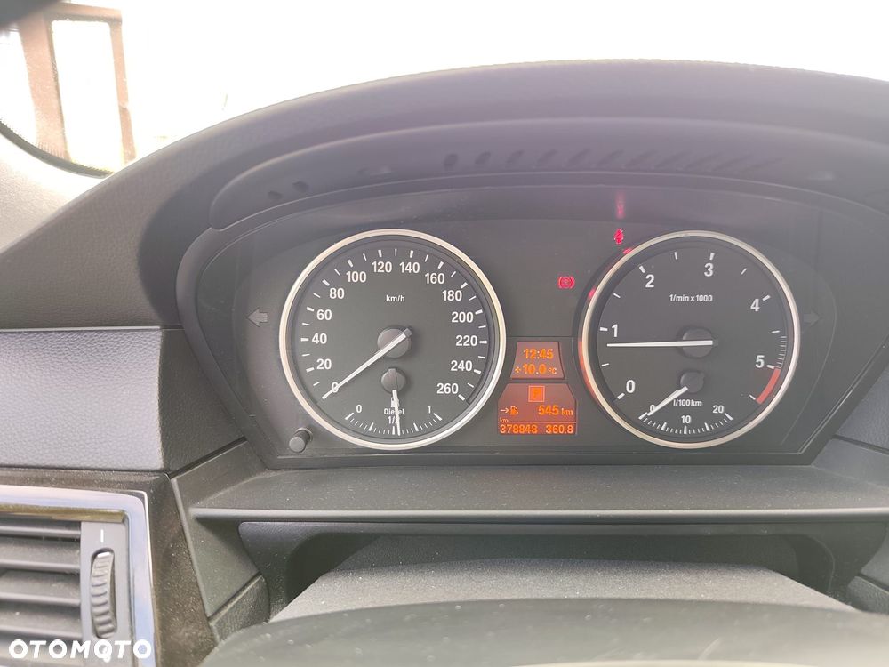 BMW Seria 5 520d - 11