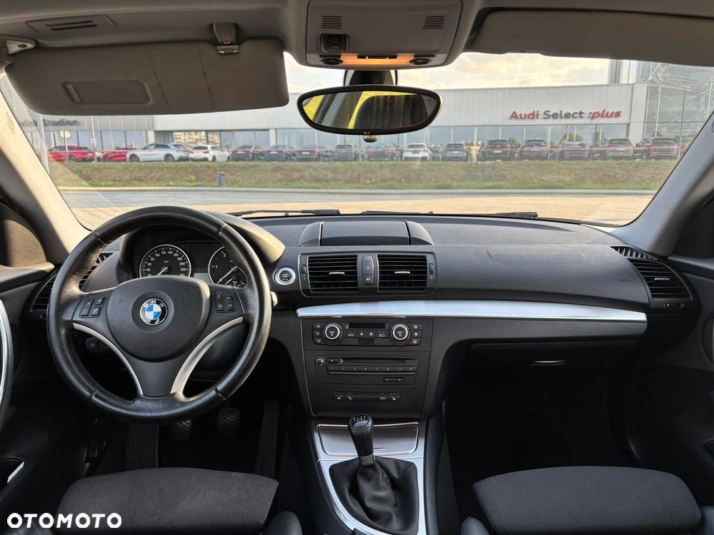 BMW Seria 1 120d - 9