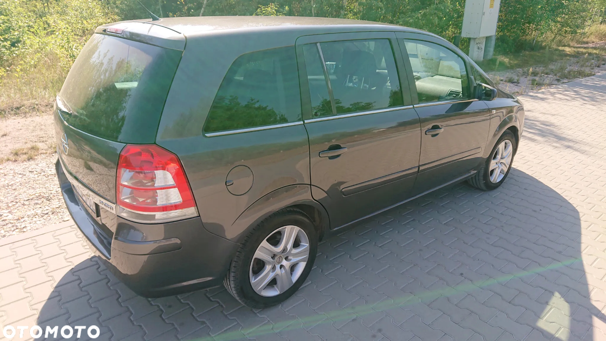 Opel Zafira 1.9 CDTI - 6