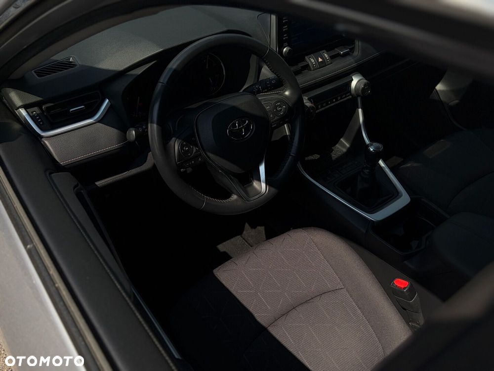 Toyota RAV4 - 35